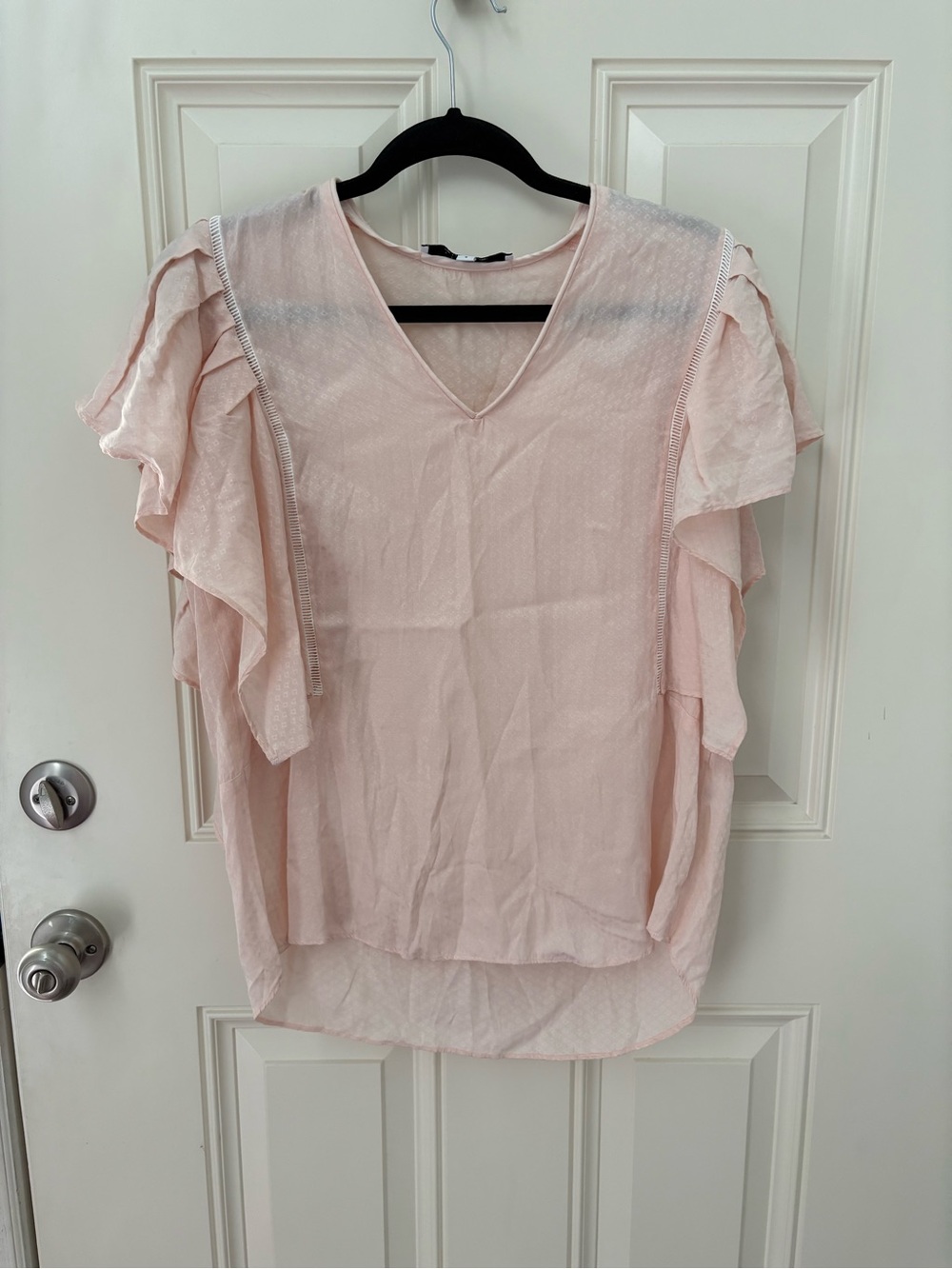 Hunter Bell 100% Silk Ruffled Flutter Sleeve Ava V-Neck Top Light Pink Size S